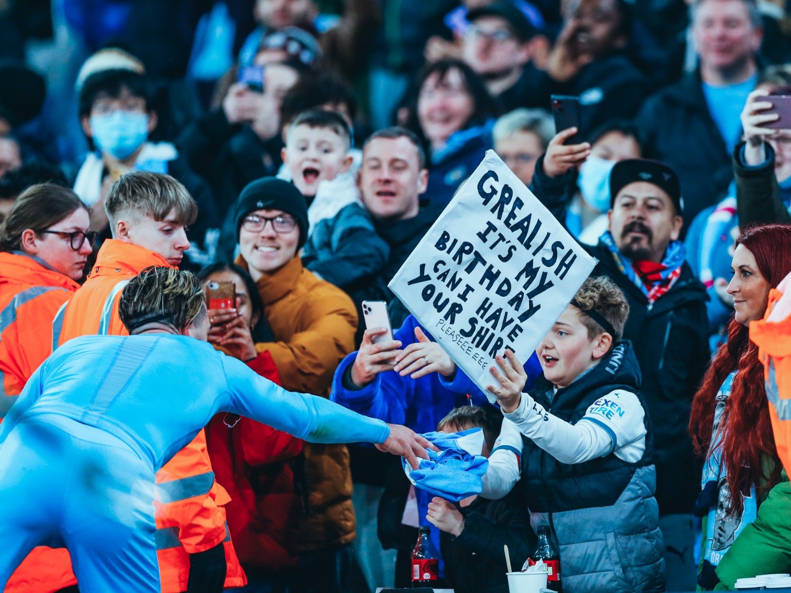 每个球员都 每个球员都